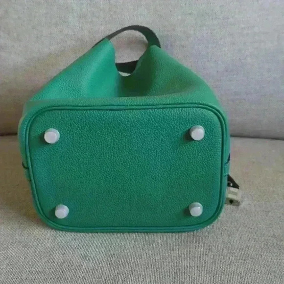 NWOT Gorgeous Teal Leather Slouchy Tote Purse - Picture 3 of 5